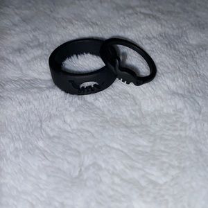 Dino Shape Set Rings; Black